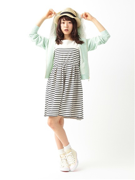 【パーカーパーカー!】フードレースショートパーカー