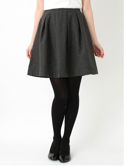 タックフレアースカート