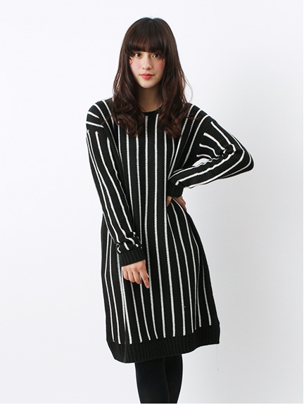 ・ストライプニットワンピース