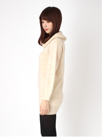 オフタートルニットワンピース