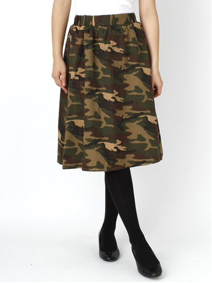 迷彩柄ミモレ丈スカート