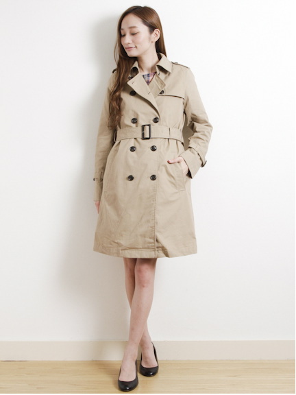 オータムカラートレンチコート