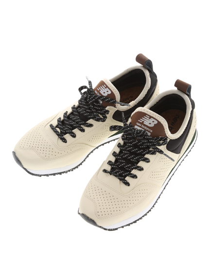 W NB CM600Cスニーカー