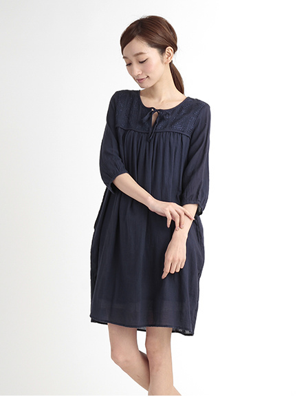 Green Parks Nハンド風スクエア刺繍ワンピース