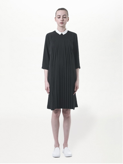 Maternity プリーツワンピース