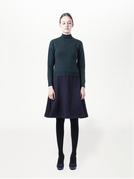 リブカットハイネック長袖ニットプルオーバー