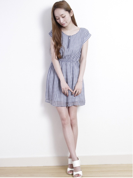 ・ギンガムチェックフロントジップワンピース